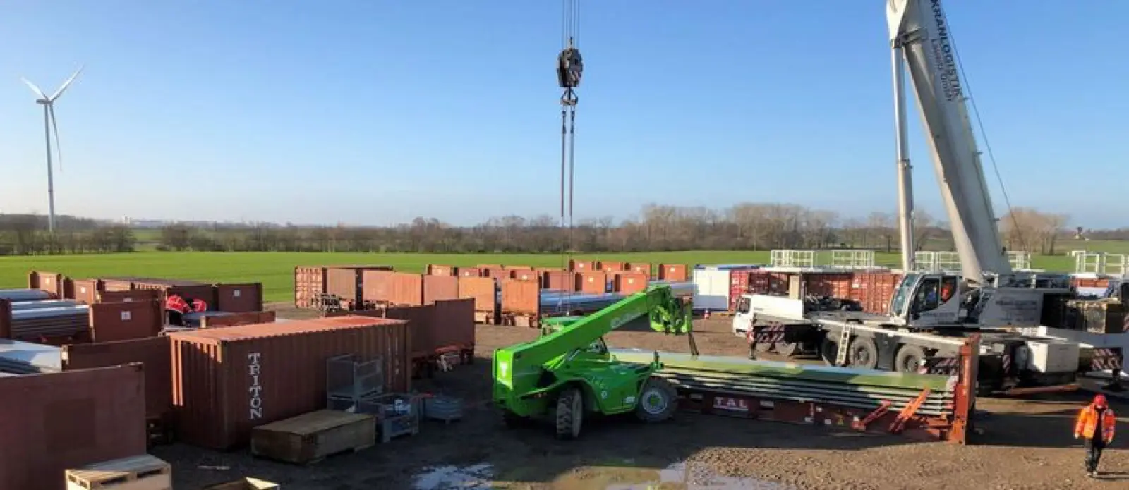 Merlo Schwerlast-Teleskoplader auf einem Lagerplatz